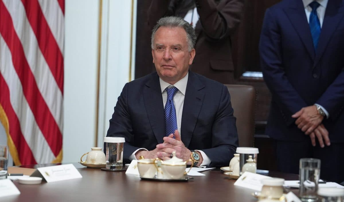 Ελπίδες για Ειρήνη: Αμερικανοί και Ρώσοι Διπλωμάτες σε Κρίσιμες Συνομιλίες