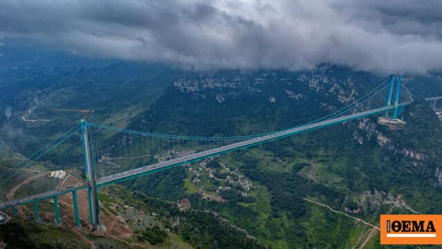 Η ψηλότερη γέφυρα κόσμου στην Κίνα: 625 μέτρα ύψος