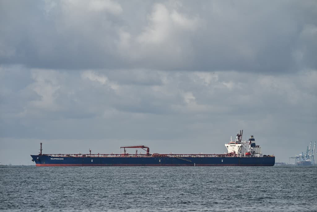 Επιθέσεις σε δεξαμενόπλοια στον Περσικό Κόλπο