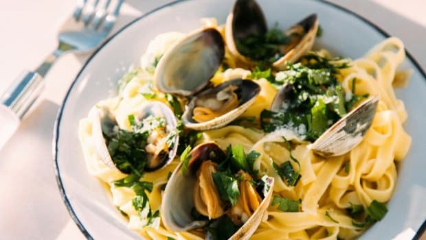 Ζυμαρικά με θαλασσινά: Η συνταγή της άνοιξης