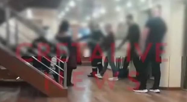 Γυμνός άνδρας εισέβαλε σε καμπίνα μαθητριών σε πλοίο