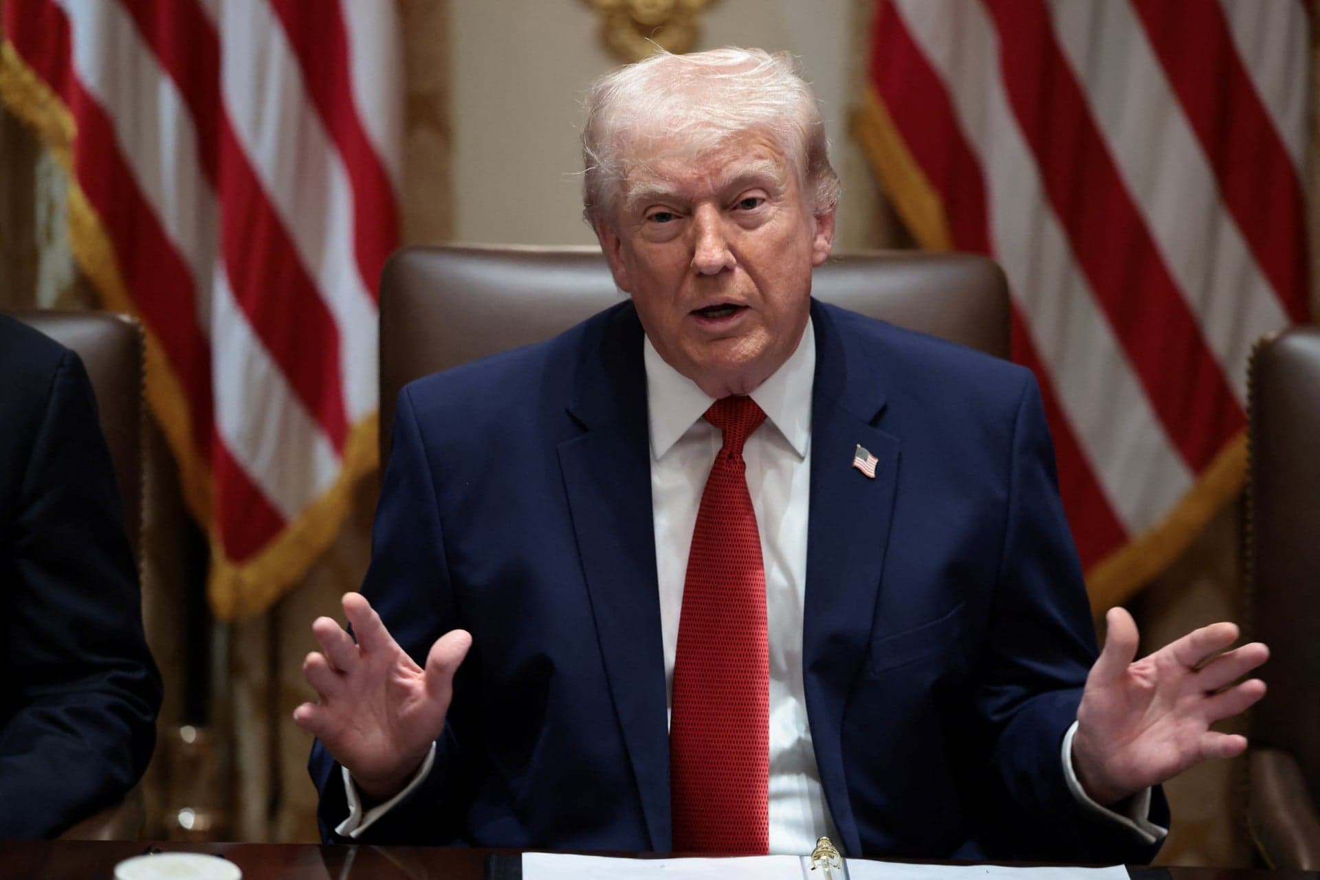 Τραμπ: Παύση επιθέσεων στο Ιράν έως 6 Απριλίου