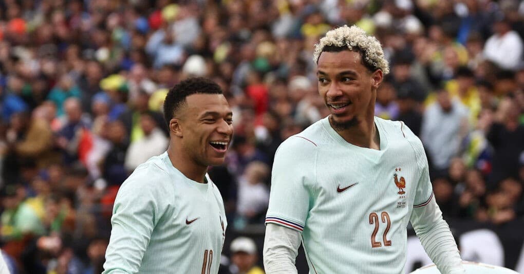 Γαλλία   Βραζιλία 2-1: Νίκη με 10 παίκτες και γκολ Εμπαπέ