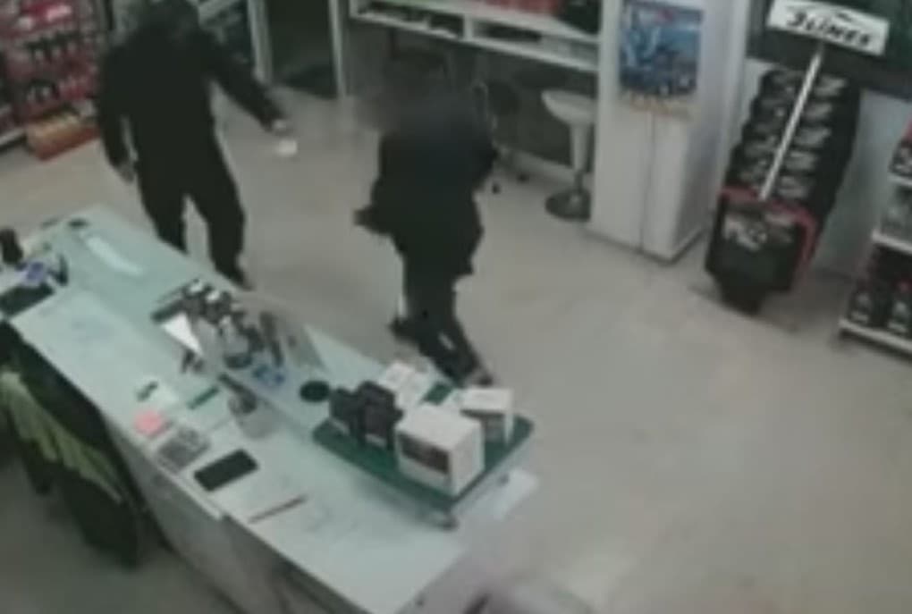 Ληστεία με μαχαίρι σε βενζινάδικο στο Αγρίνιο