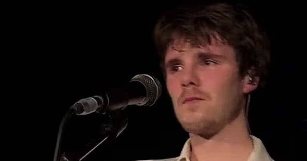 Κρουζ Μπέκαμ: Συγκλονιστική ερμηνεία για τη μητέρα του