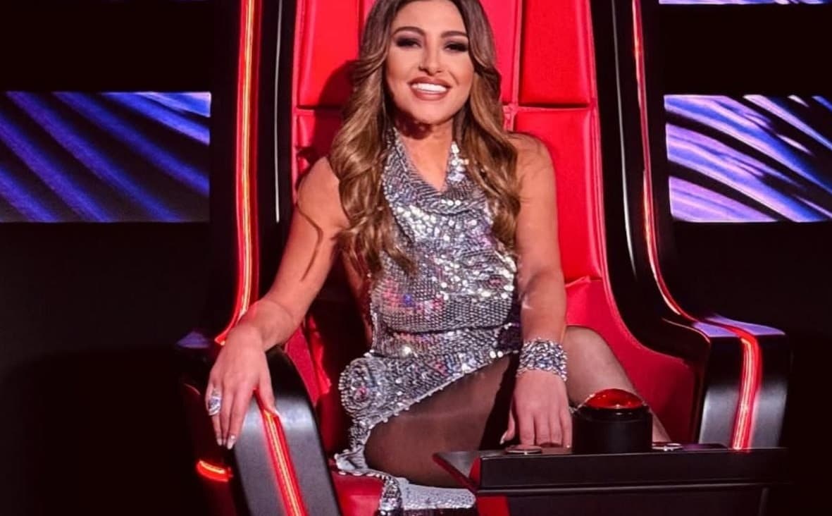 Έλενα Παπαρίζου: Πώς μετατρέπει το άγχος σε δημιουργία