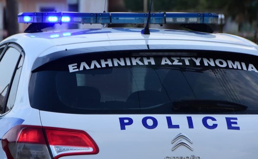 Αναστάτωση στα γραφεία ΕΦΚΑ Ομόνοιας με οπλισμένο 65χρονο