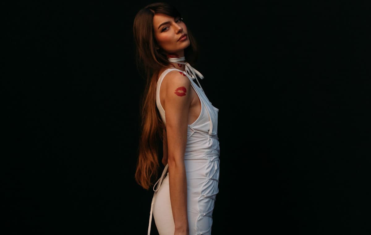 Ενυδατικό σαμπουάν: Πώς καταλαβαίνετε ότι το χρειάζεστε