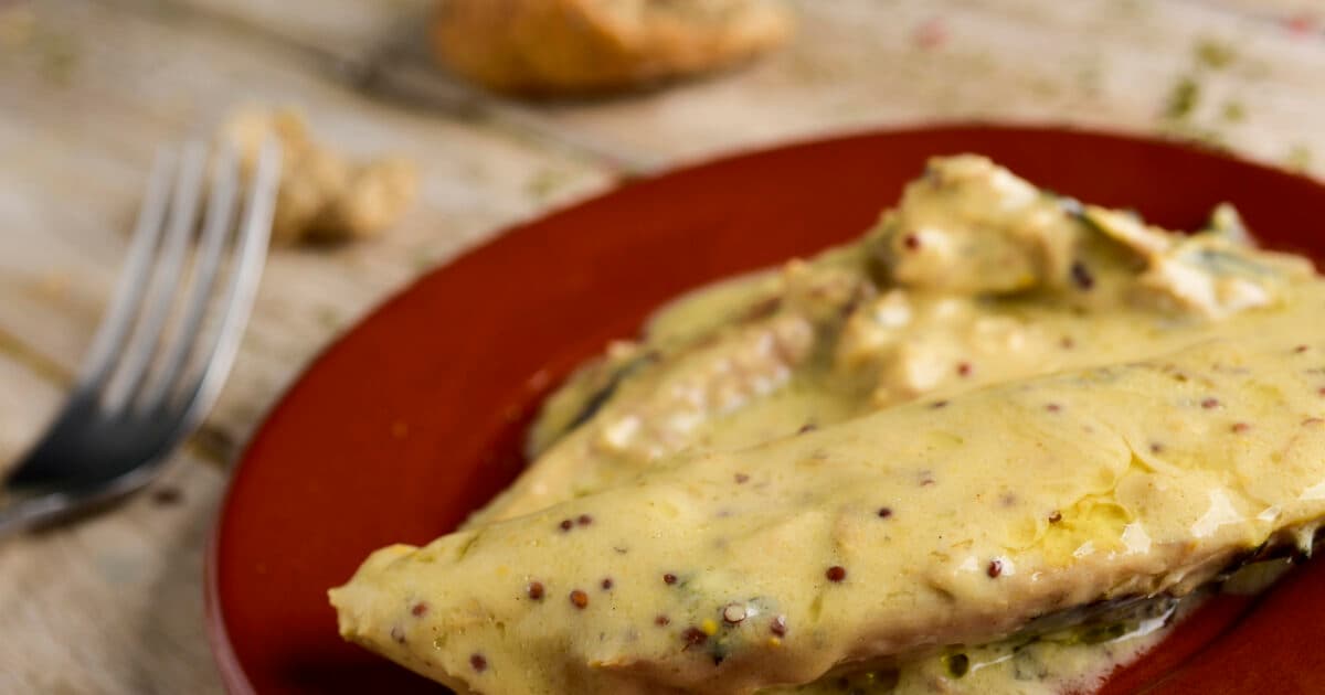 Ψάρι φούρνου με μουστάρδα: Υγιεινό πιάτο σε 15 λεπτά