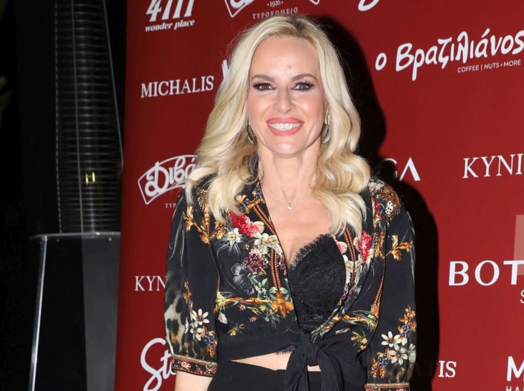 Μαρία Μπεκατώρου: Η γαλλική πλεξούδα που τράβηξε τα βλέμματα