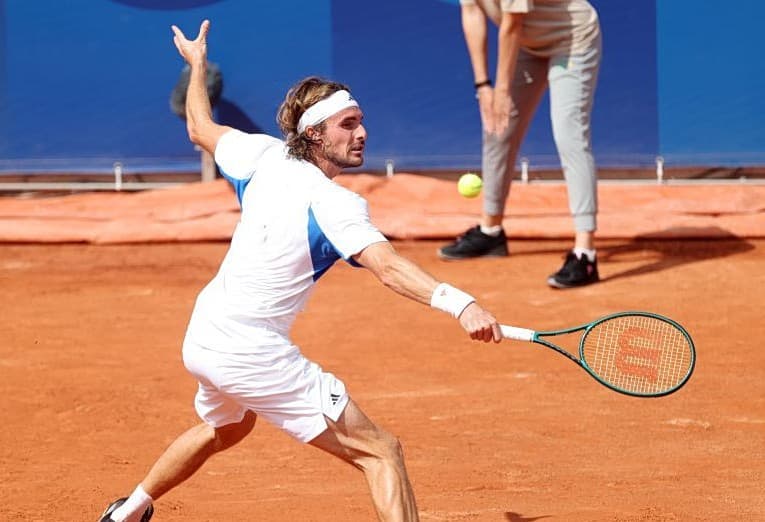 Τσιτσιπάς αποκλείστηκε στον πρώτο γύρο του Μόντε Κάρλο