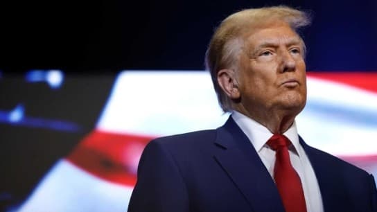 Τραμπ επιτίθεται κατά ΝΑΤΟ: «Χρειάζεται πίεση για να καταλάβει»