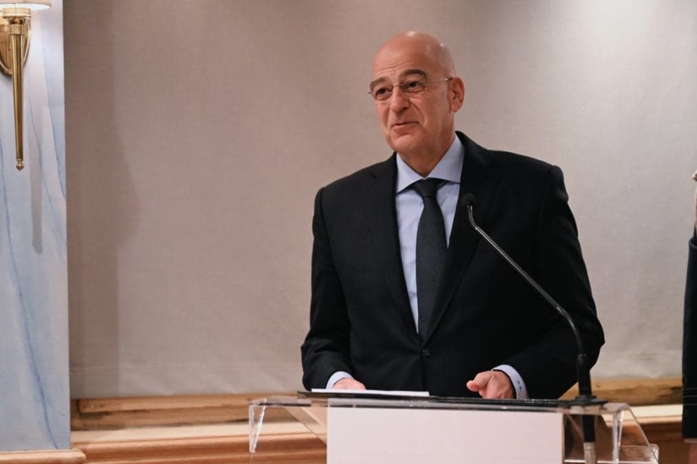 Δένδιας στα Ηνωμένα Αραβικά Εμιράτα για τη Μέση Ανατολή