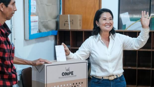 Εκλογές Περού: Φουχιμόρι προηγείται, δεύτερος γύρος Ιουνίου