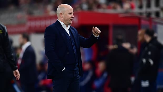 ΑΕΚ νίκησε Ολυμπιακό με γκολ Κοϊτά στα πλέι οφ