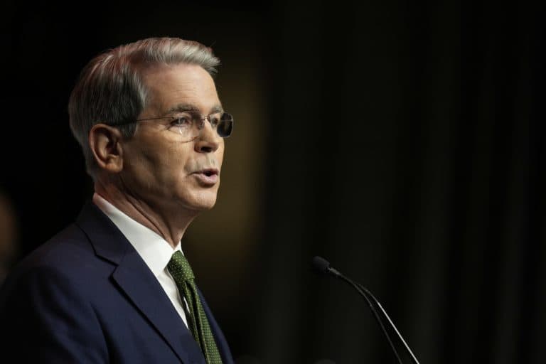 Αμερικανός ΥΠΟΙΚ προς Ευρώπη: «Μην κάνετε αντίποινα για τη Γροιλανδία»