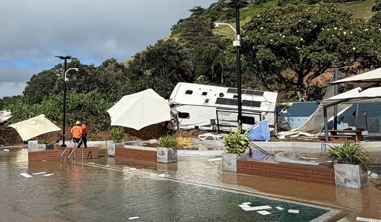 Τραγωδία στη Νέα Ζηλανδία: Κατολίσθηση σε κάμπινγκ με αγνοούμενους