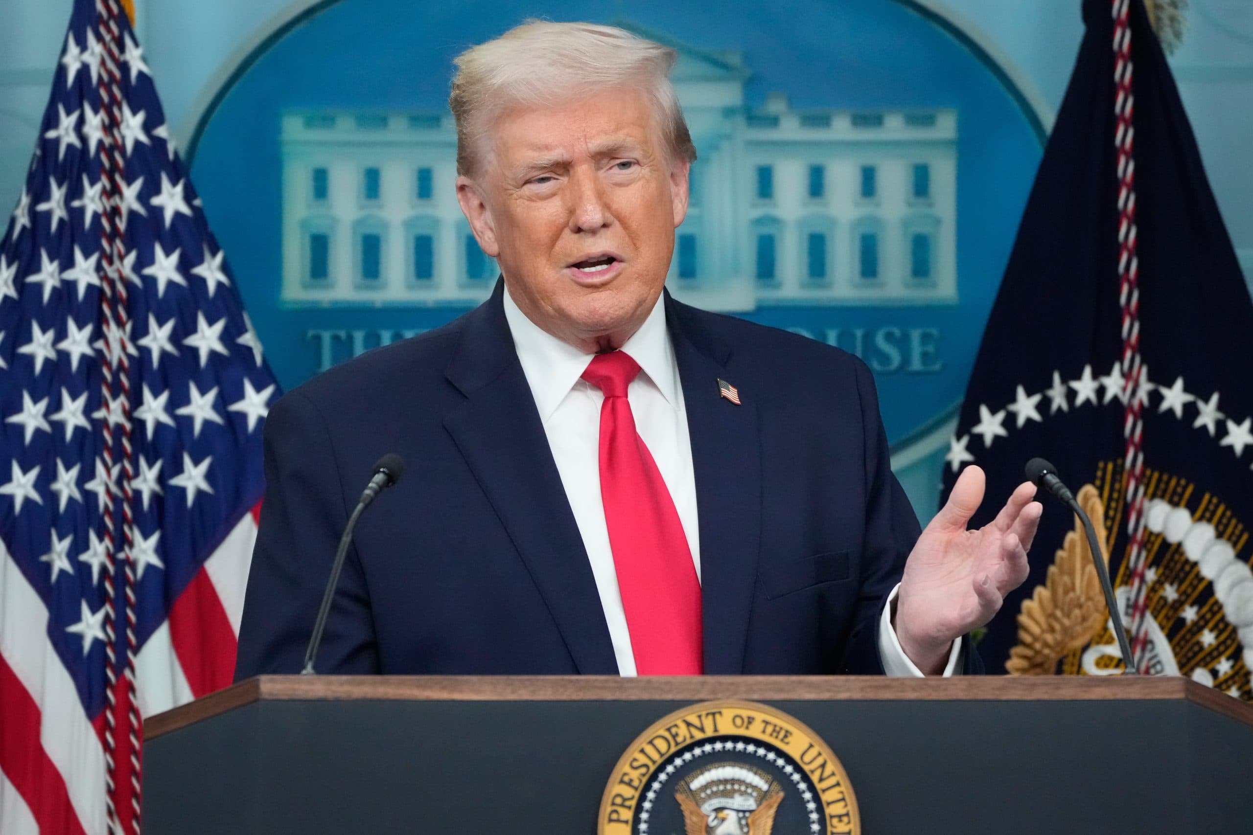 Τραμπ: Φόρος τιμής στους Βρετανούς στρατιώτες του Αφγανιστάν