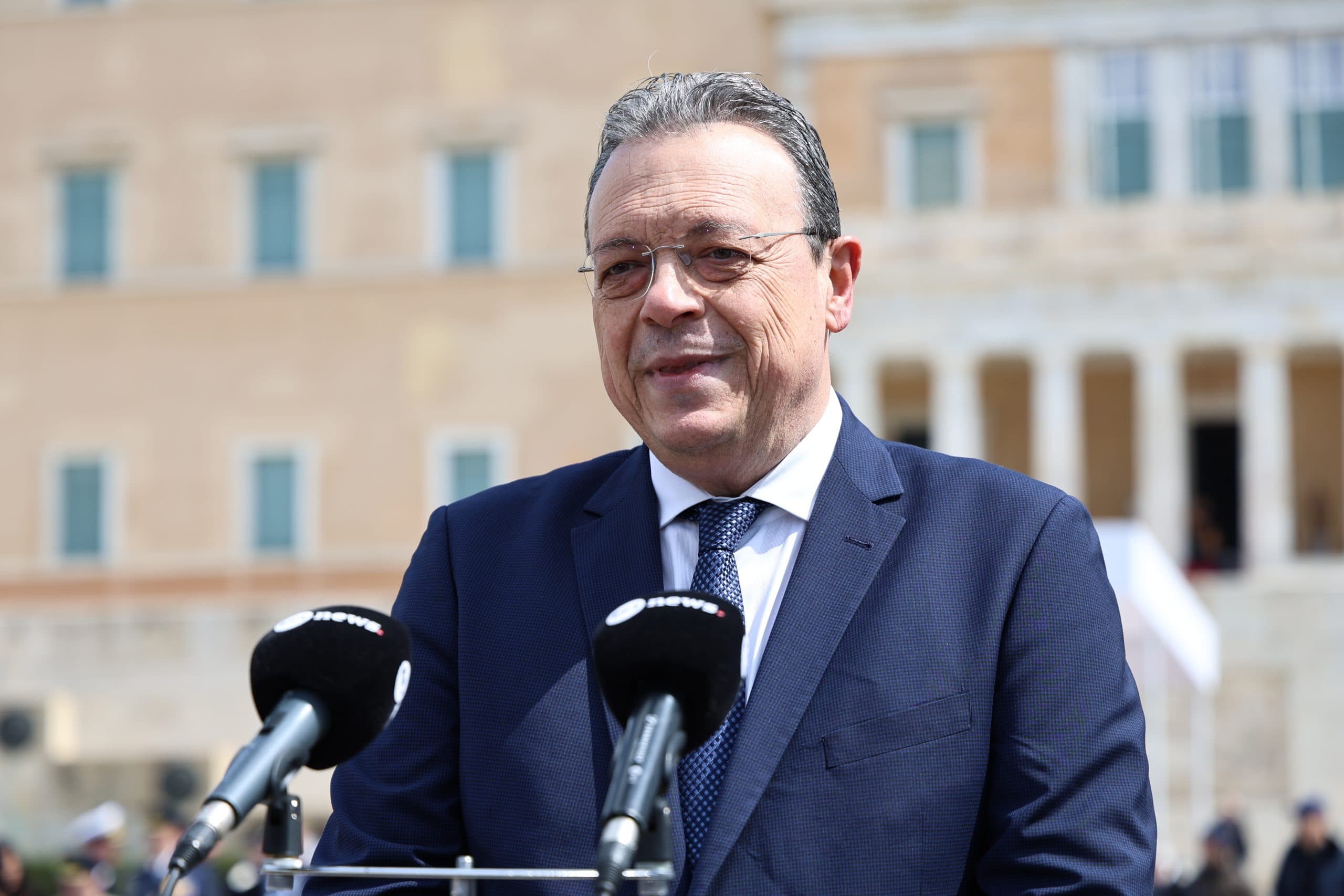 Φάμελλος για 25η Μαρτίου: Η Ελλάδα να πρωτοστατήσει στην ειρήνη