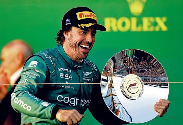 Αλόνσο: Καθυστέρησε στην Ιαπωνία για την γέννηση του παιδιού του