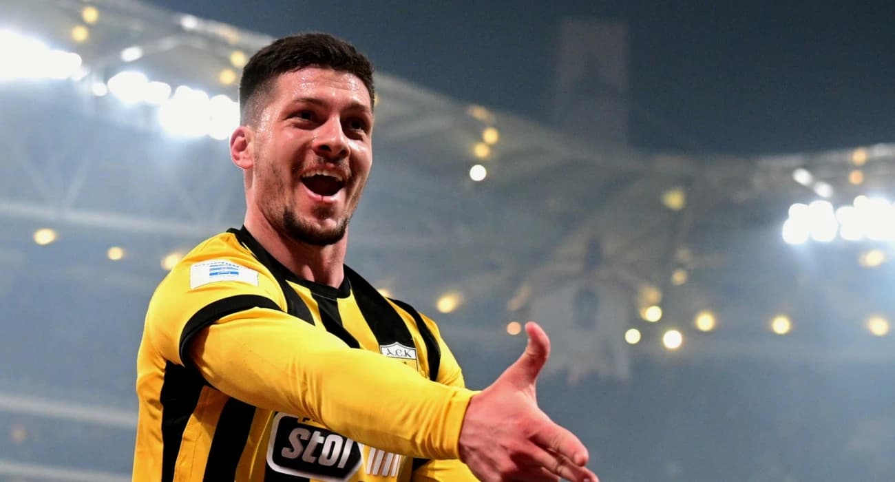 Λούκα Γιόβιτς ΑΕΚ: Η Marca τον αποθεώνει «Θεός στον Όλυμπο»