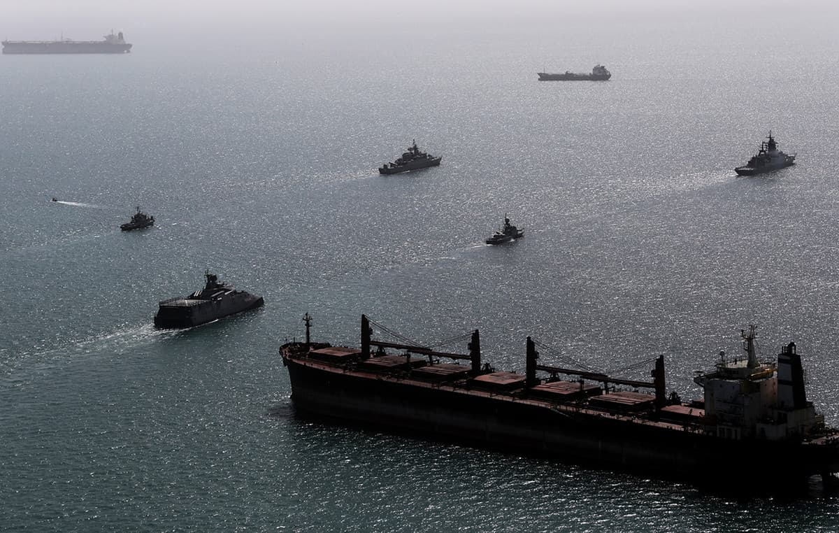 20.000 ναυτικοί εγκλωβισμένοι στον Περσικό Κόλπο