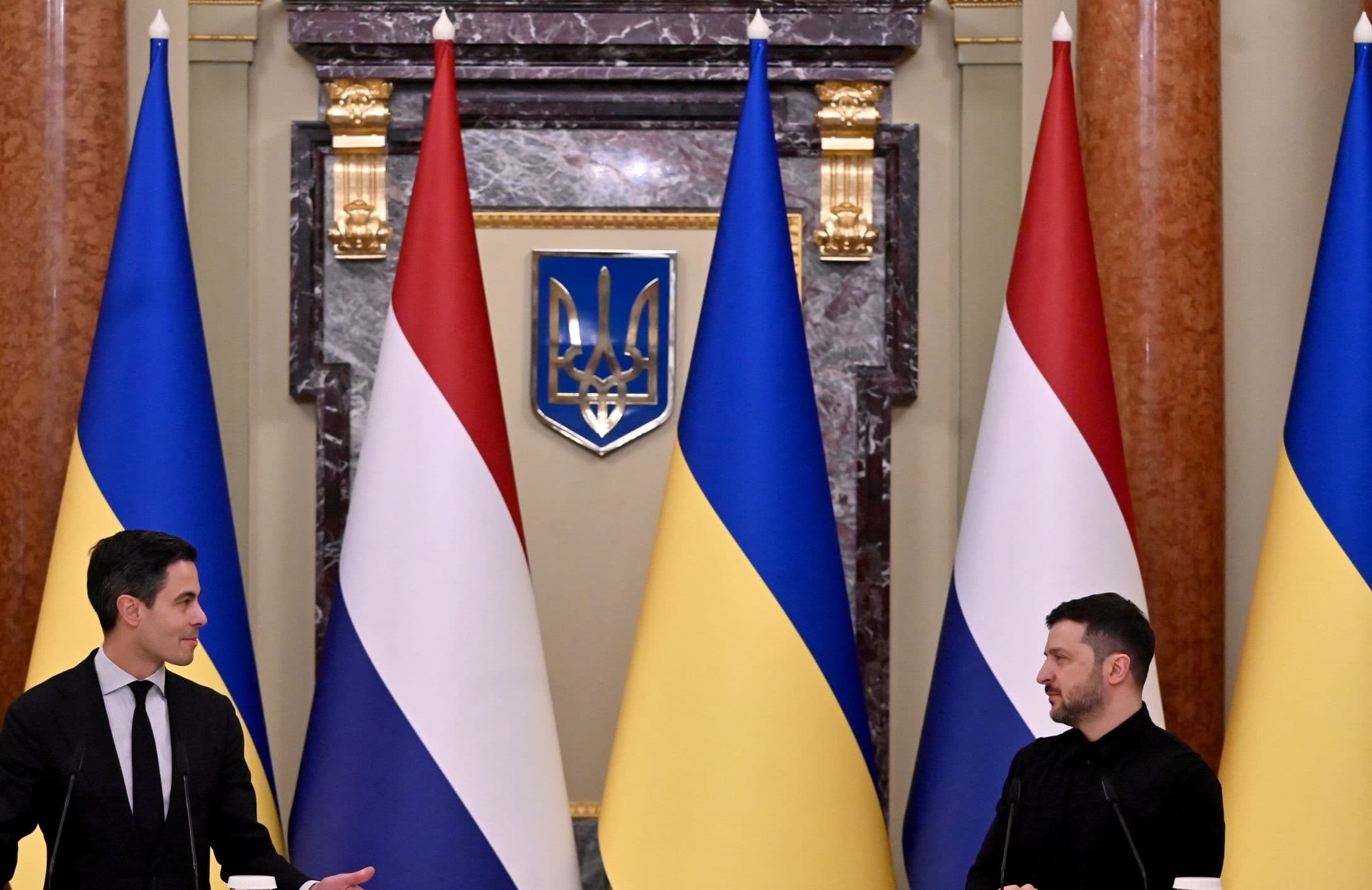 Ουκρανία-Ολλανδία: Νέα συμφωνία για κοινή παραγωγή όπλων