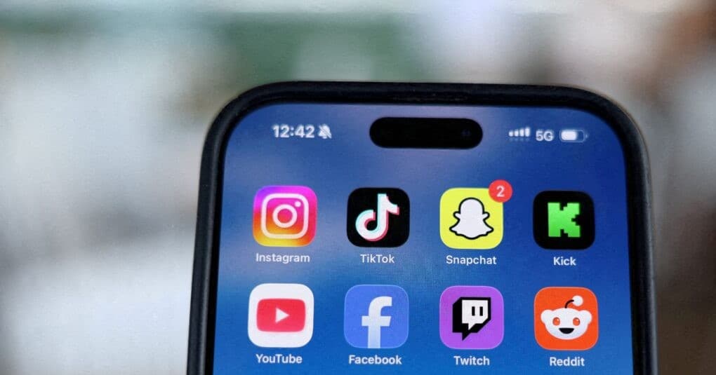 Καταδίκη Meta και Google για εθισμό ανηλίκων σε Instagram