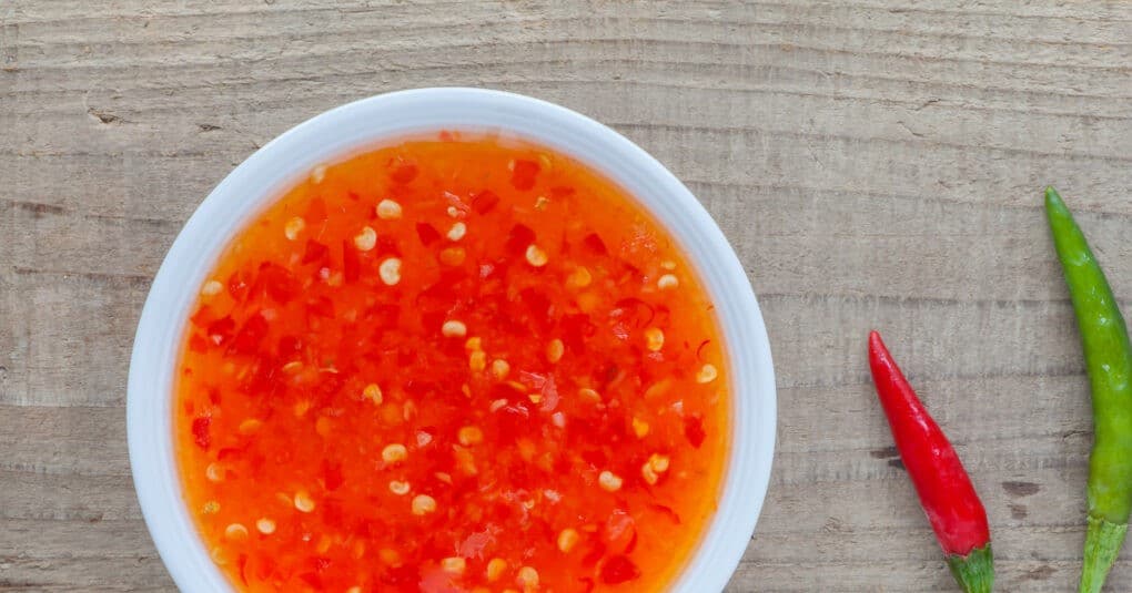 Σπιτική Sweet Chili Sauce: Η Συνταγή σε 5 Λεπτά