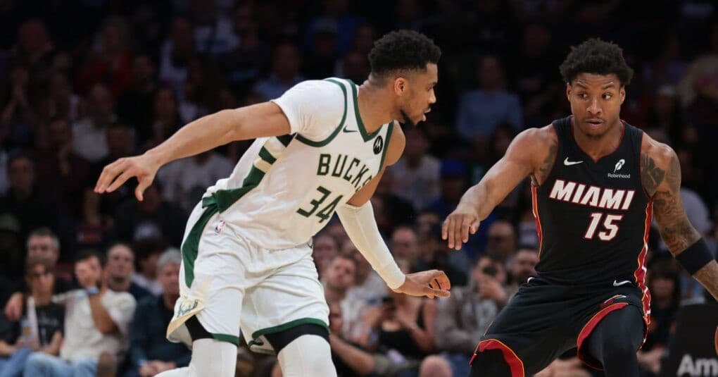 Γιάννης Αντετοκούνμπο: 31 πόντοι δεν έφταξαν στους Μπακς