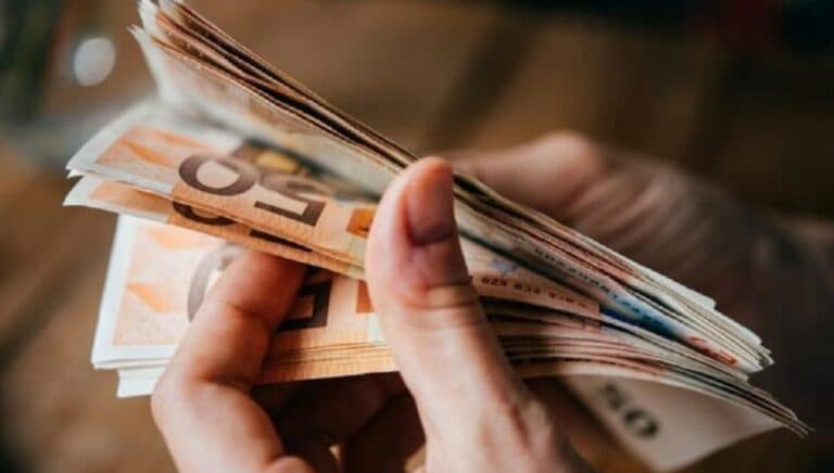 Σενάρια πρόωρων εκλογών μετά το Πάσχα ή το 2027