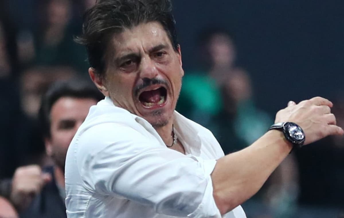 Γιαννακόπουλος για Ναν-Ντόρσεϊ: 32 αγώνες και 2 εκ.