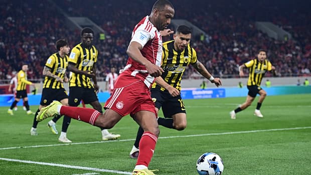 Ολυμπιακός-ΑΕΚ: Ακυρώθηκε το γκολ του Γιαζίτσι στο 98