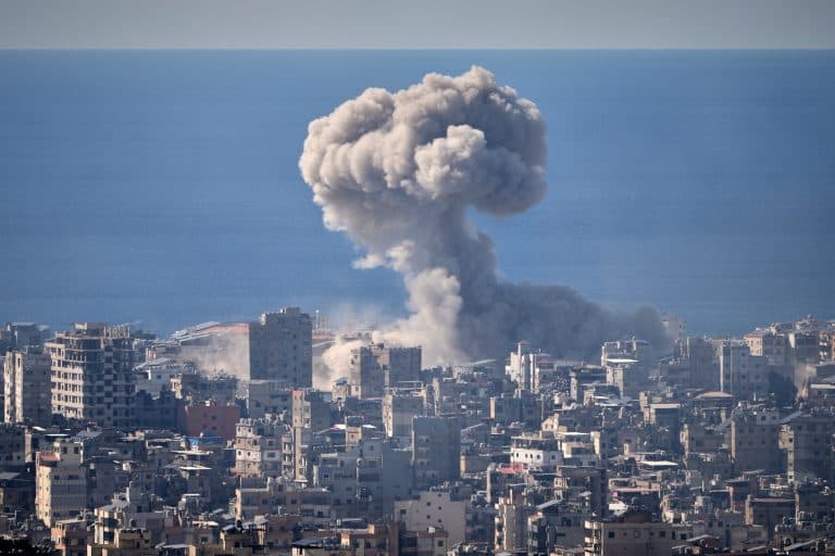 Εκρήξεις στην Τεχεράνη και νέα επίθεση των Χούθι