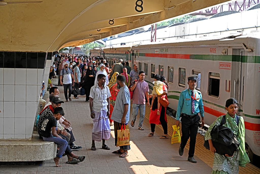 Μπανγκλαντές: Μειώνει το ωράριο για εξοικονόμηση ενέργειας