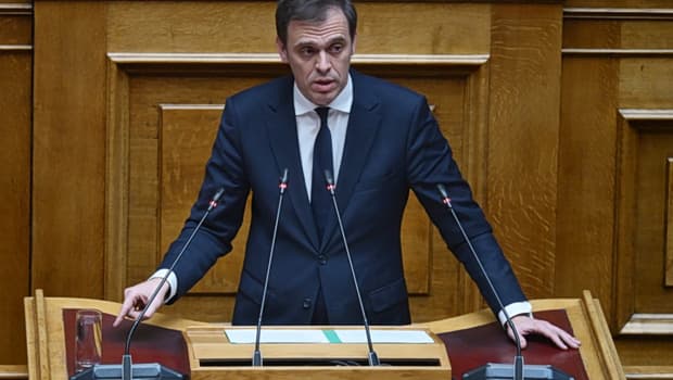 Στουρνάρας: Πολιτική σταθερότητα κλειδί για οικονομική ανθεκτικότητα