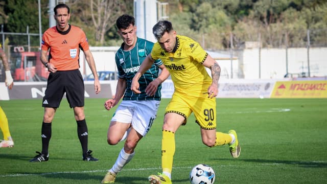 Άρης vs Λεβαδειακός: Σφοδρή επίθεση Άρη στη διαιτησία Κουμπαράκη