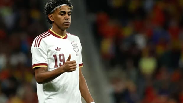 Ρατσιστικά συνθήματα σόκαραν τον Λαμίν Γιαμάλ στο γήπεδο