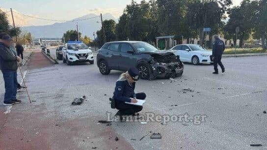 Τροχαίο στη Λαμία: Παππούς και εγγονός στο νοσοκομείο