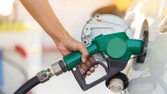 Επιδότηση diesel: Μείωση 20 λεπτά στην αντλία από σήμερα