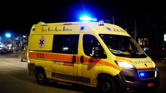 Τροχαίο στο Πήλιο: Αυτοκίνητο έπεσε σε χαράδρα 20 μέτρων