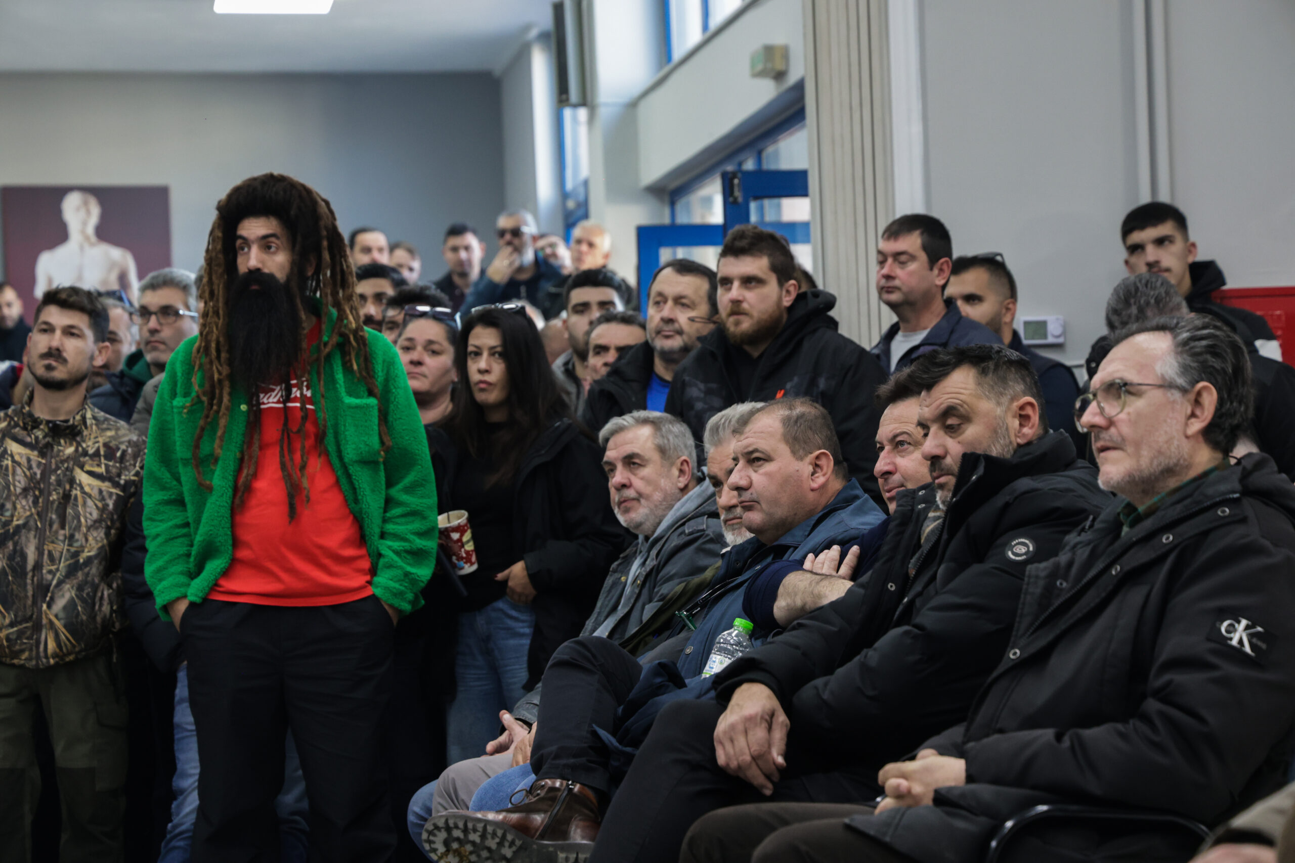 news 6967ad3d264df - Αγρότες: Άνοιξαν οι δρόμοι και δέχονται διάλογο με Μητσοτάκη - Κατάργηση ΑΤΑΚ για μικρά αγροτεμάχια