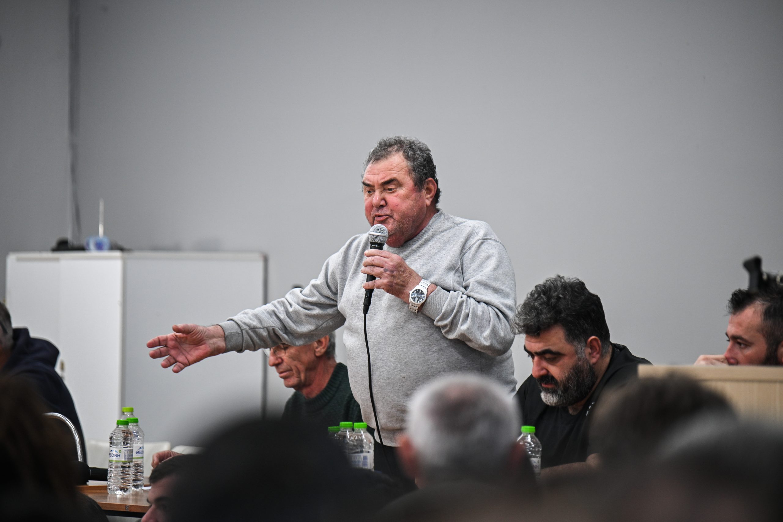 news 6967b08a1d8c5 - Αγρότες δέχονται διάλογο με Μητσοτάκη - Παραμένουν τα μπλόκα μέχρι την συνάντηση