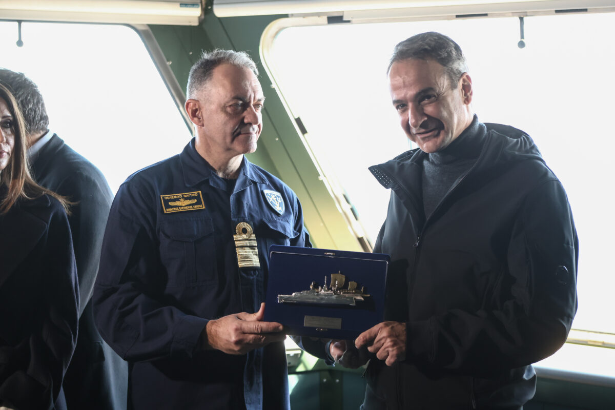 news 6968d050ebe23 - Στον ελληνικό στόλο η φρεγάτα «Κίμων» - Μητσοτάκης: «Παραδίδουμε πιο ασφαλή πατρίδα»