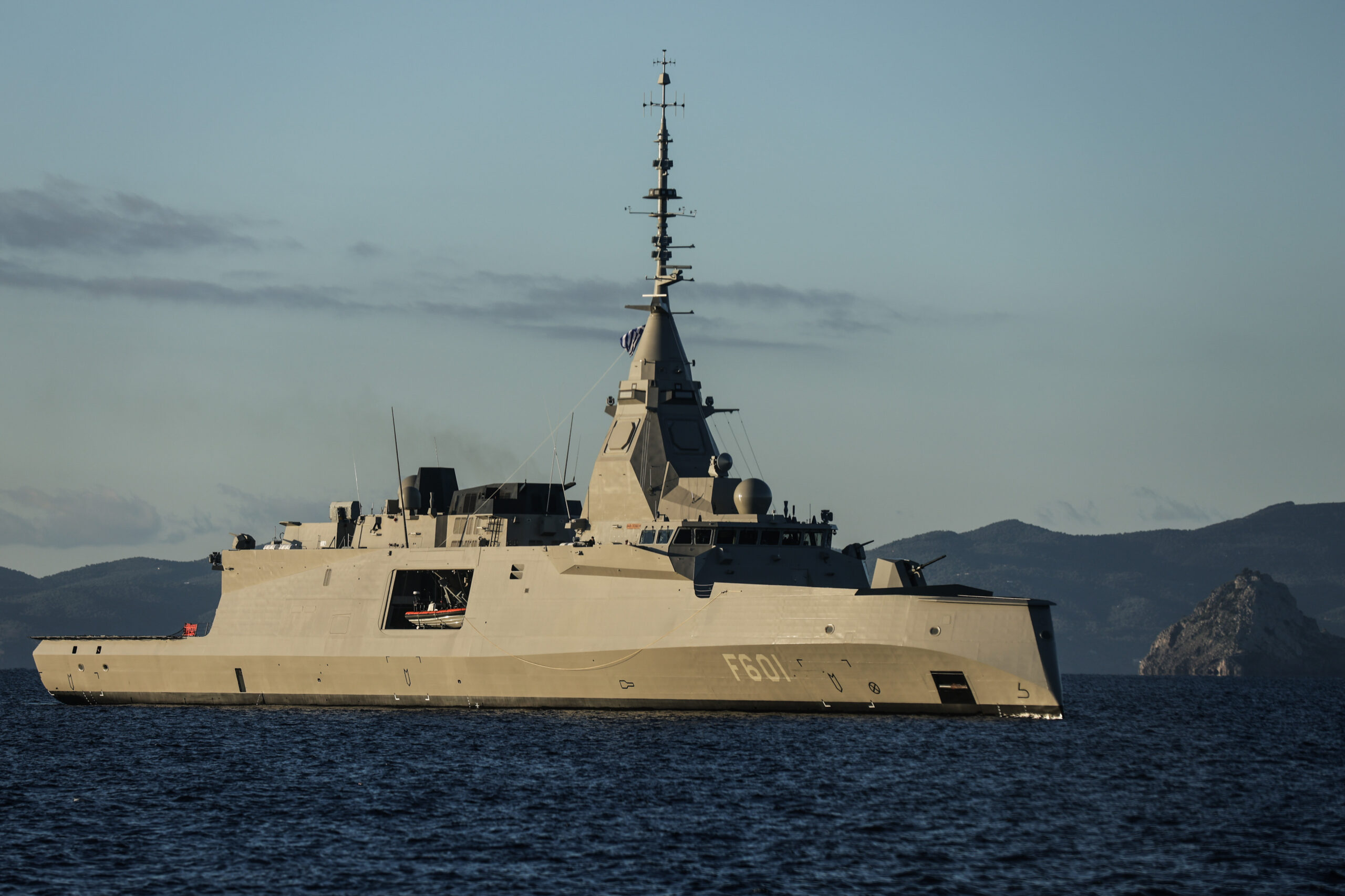 news 6968d0510e425 - Στον ελληνικό στόλο η φρεγάτα «Κίμων» - Μητσοτάκης: «Παραδίδουμε πιο ασφαλή πατρίδα»