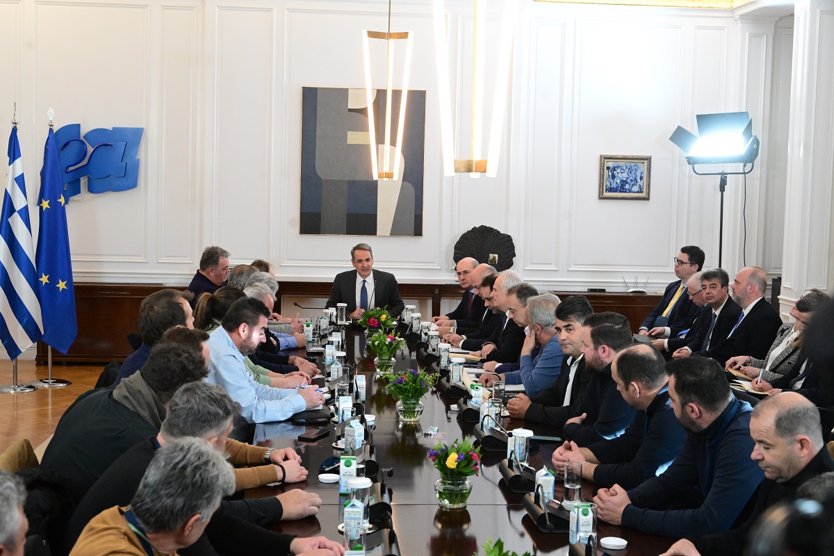 news 696dd6ed2814f - Κρίσιμη συνάντηση Μητσοτάκη με αγρότες στο Μέγαρο Μαξίμου - Στο τραπέζι 14 αιτήματα και η αποκλιμάκωση των μπλόκων