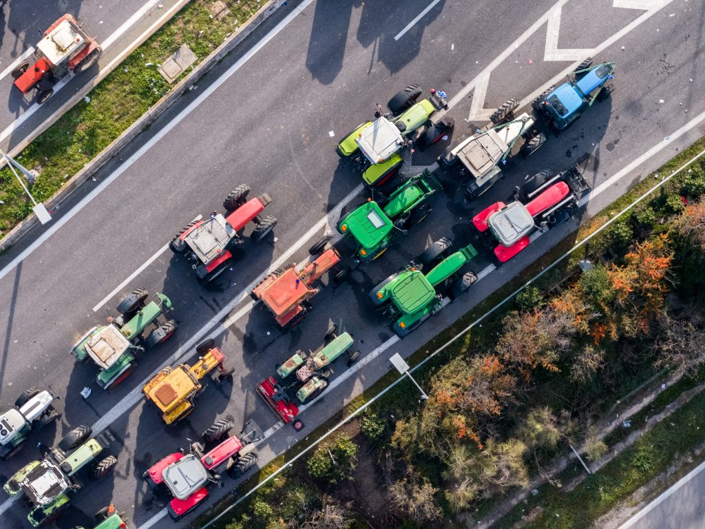 news 696debb719a75 - Κρίσιμη συνάντηση Μητσοτάκη με αγρότες: Τα όρια της κυβέρνησης και οι τελευταίες ελπίδες για συμφωνία