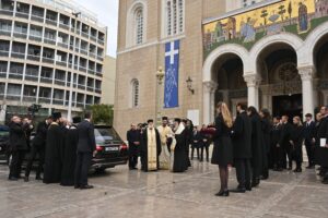 news 696e325cd229d - Με κατάνυξη και σεβασμό το ύστατο χαίρε στην πριγκίπισσα Ειρήνη