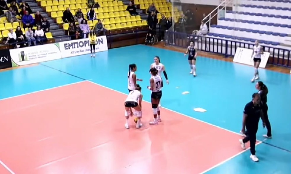 news 696e391a7e2a7 - Έπεσαν κομμάτια οροφής σε αγώνα βόλεϊ στη Θεσσαλονίκη - Διακόπηκε το παιχνίδι