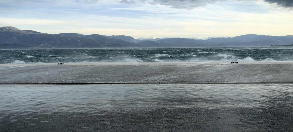 news 696f3d372eda9 - Θυελλώδεις άνεμοι παραλύουν τη σύνδεση Ρίου-Αντιρρίου - Κλειστό το πορθμείο έως την Πέμπτη